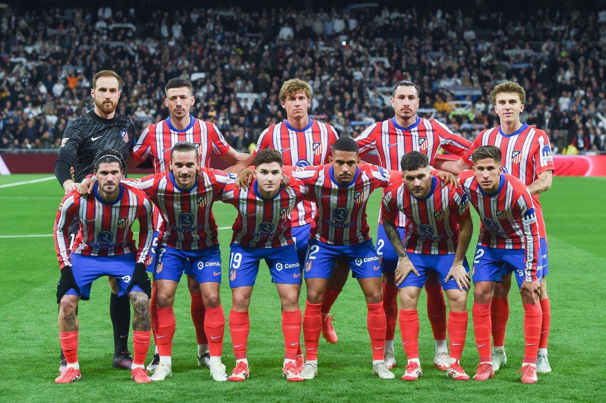 半场：海港0-0柔佛新山，陈威屡献神扑，格劳德尔逃红牌