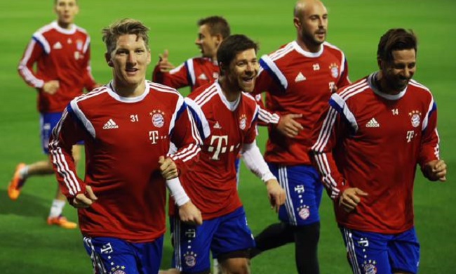 多特蒙德球迷挂横幅，反对海外比赛并攻击西甲高层（多特蒙德球迷打出横幅，抵制海外办赛并抨击西甲高层）