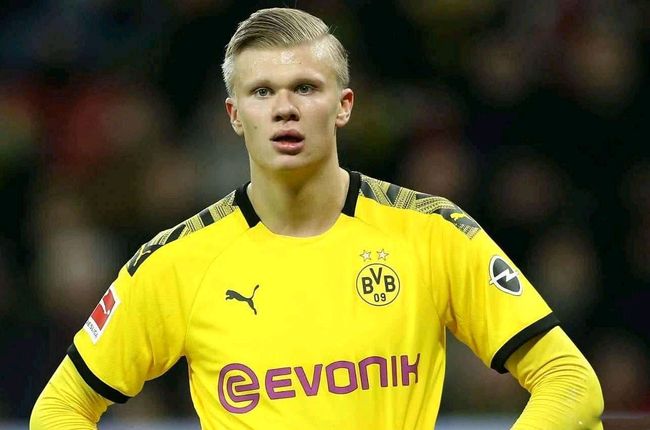 记者：谢什科表达了加盟曼联的愿望，但需更多时间做最终决定